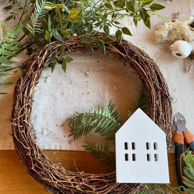 Atelier de Création de Couronne Printanière Image de Atelier de Création de Couronne Printanière